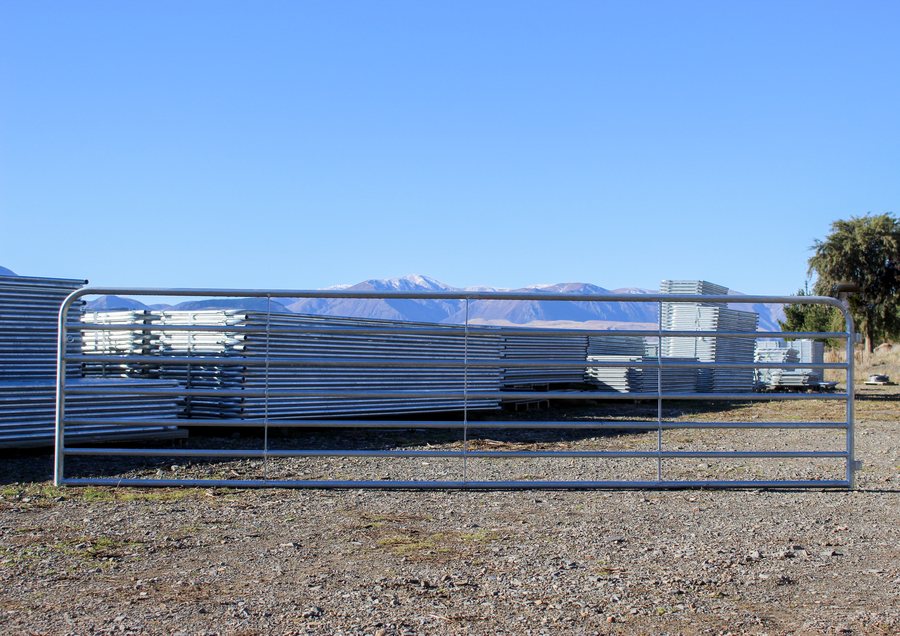 UHB14G - Ultra Heavy Barred Gate 4.31m